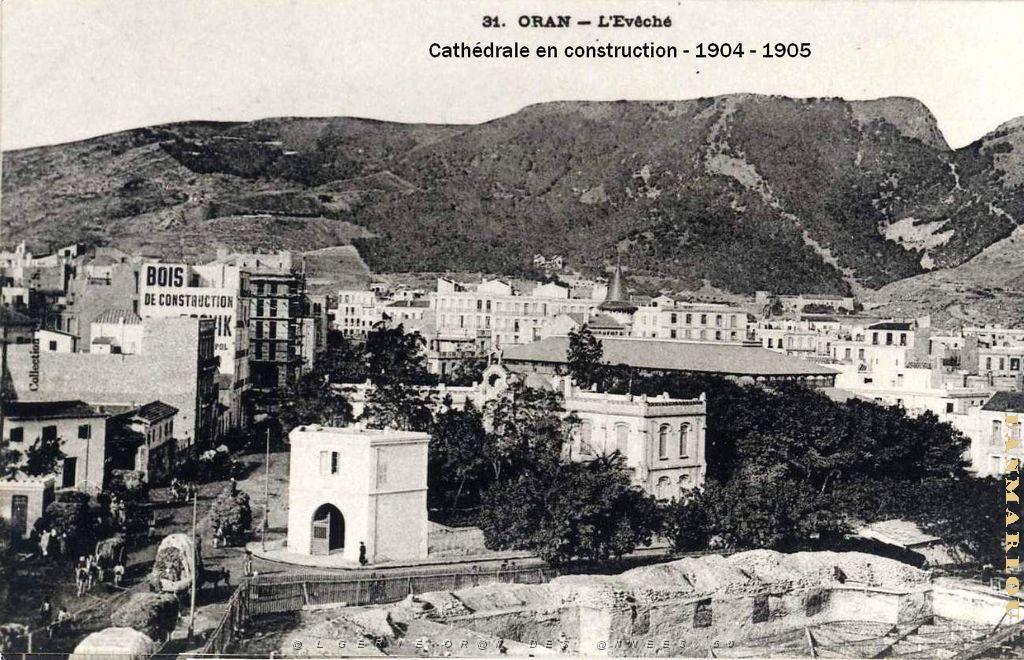 CA aa- 02- Cathedrale Construction.jpg